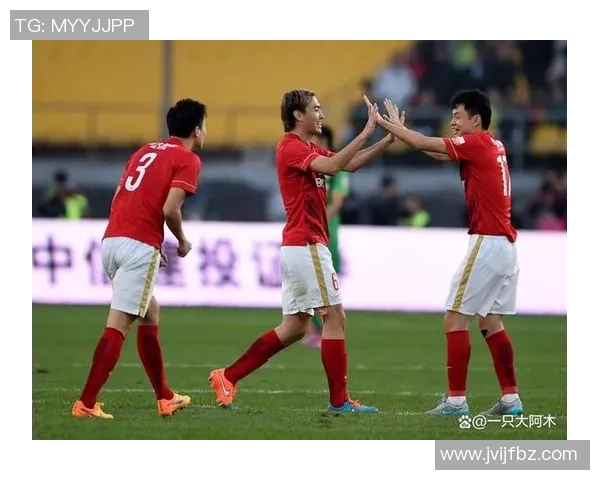 西安足球队的灵活战术揭秘与球队发展之路探讨